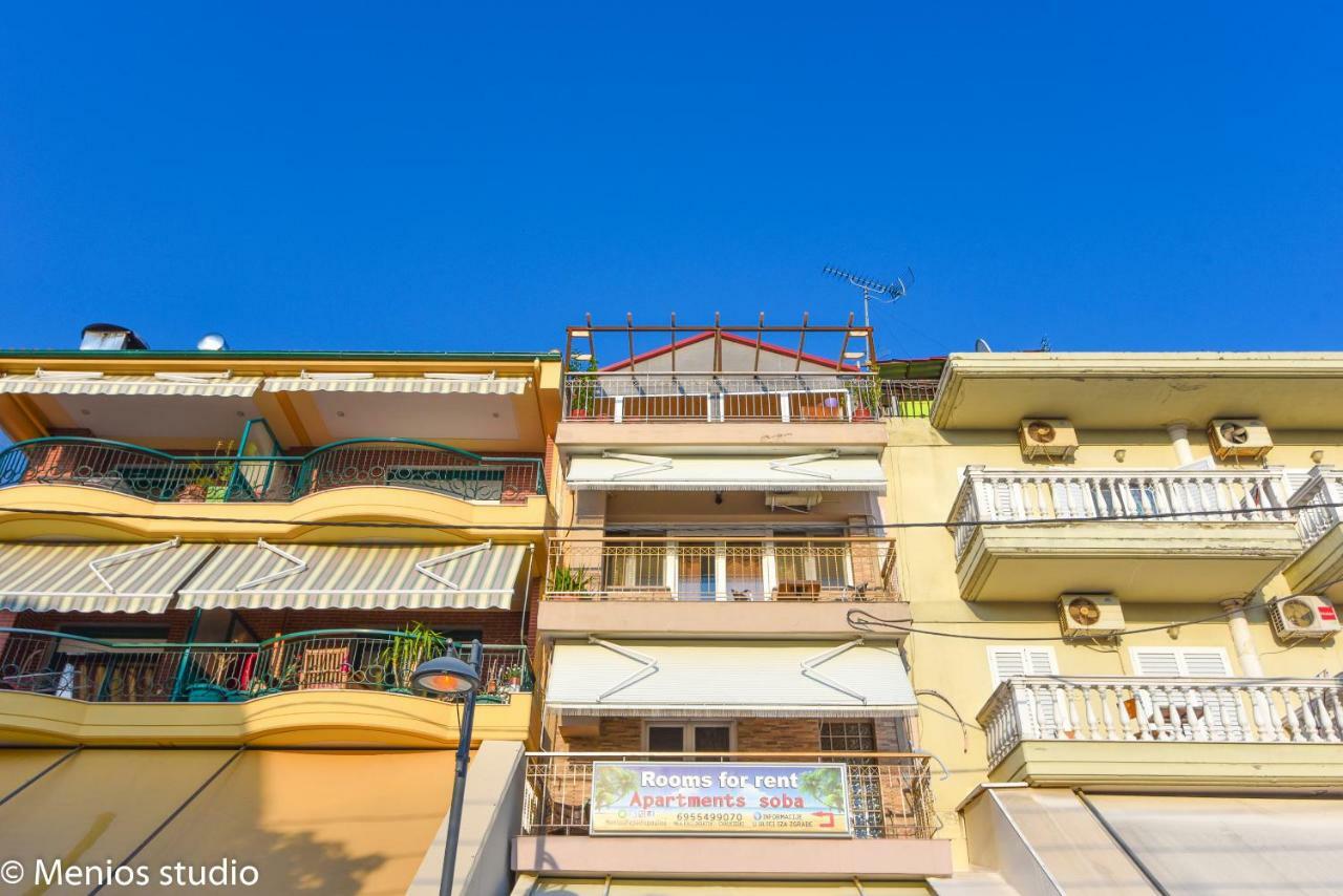 Menios Apartments And Studios Nea Kallikrateia ภายนอก รูปภาพ